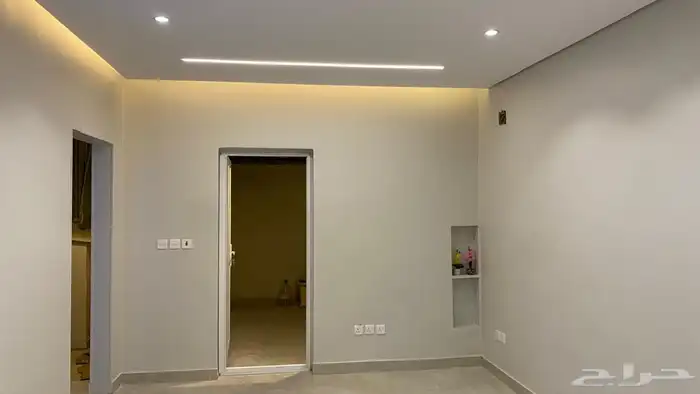 شقه ( استديو ) مع حوش بحي النهضة 9