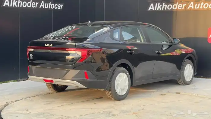 كيا k3 استاندر 2024 لدى شركة عبدالمجيد الخضر 4