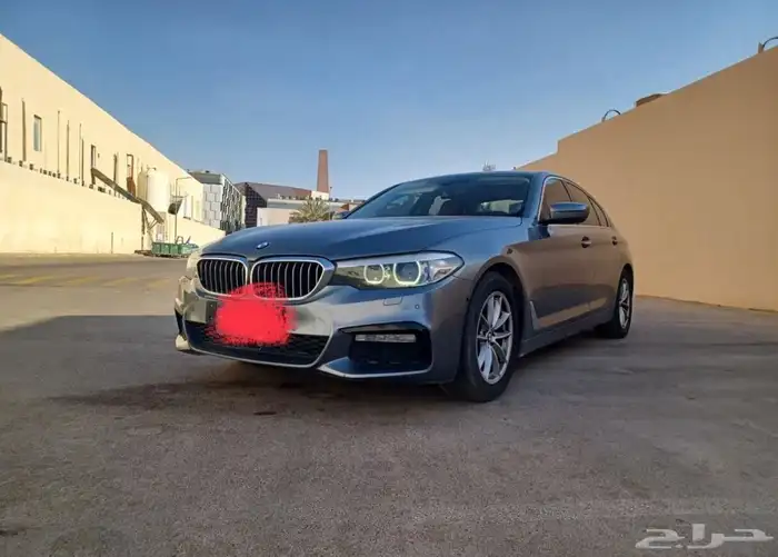بي ام دبليو الفئة الخامسة. BMW 520 0