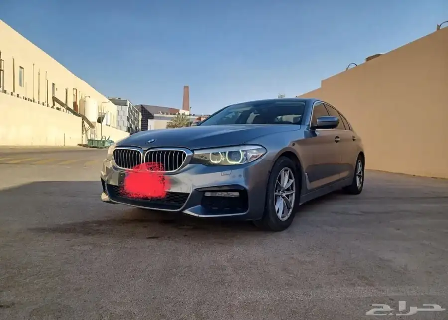 بي ام دبليو الفئة الخامسة. BMW 520 0
