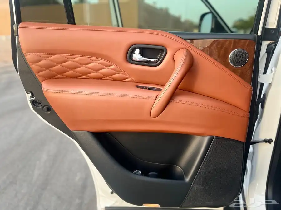 إنفينيتي QX80 14