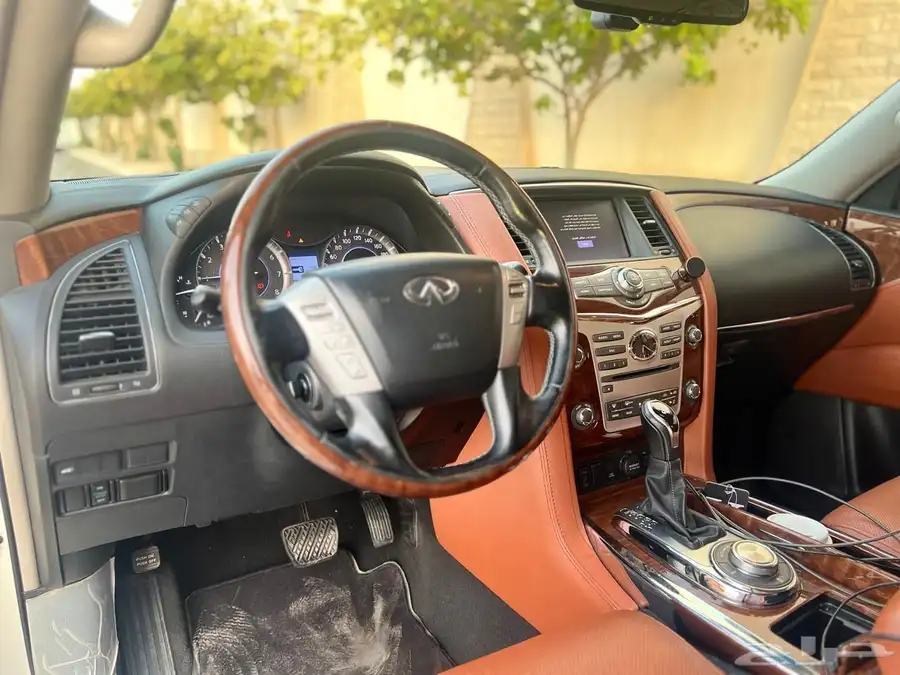 إنفينيتي QX80 12