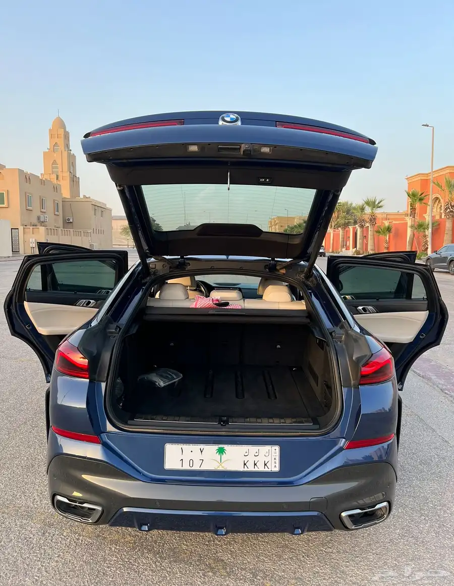 BMW X6 M50i بي ام الفئة اكس فل اوبشن مالك اول نظيف 30