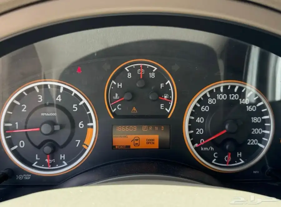 For Sale  2015 Nissan Armada SE   Excellent Condition 14