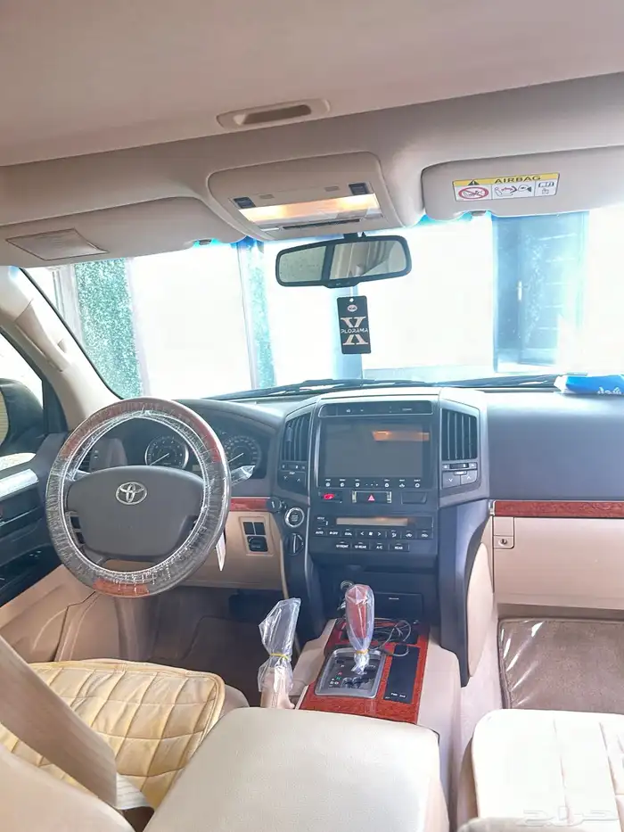 لاندكروزر gxr3ستين عام موديل 2015 18