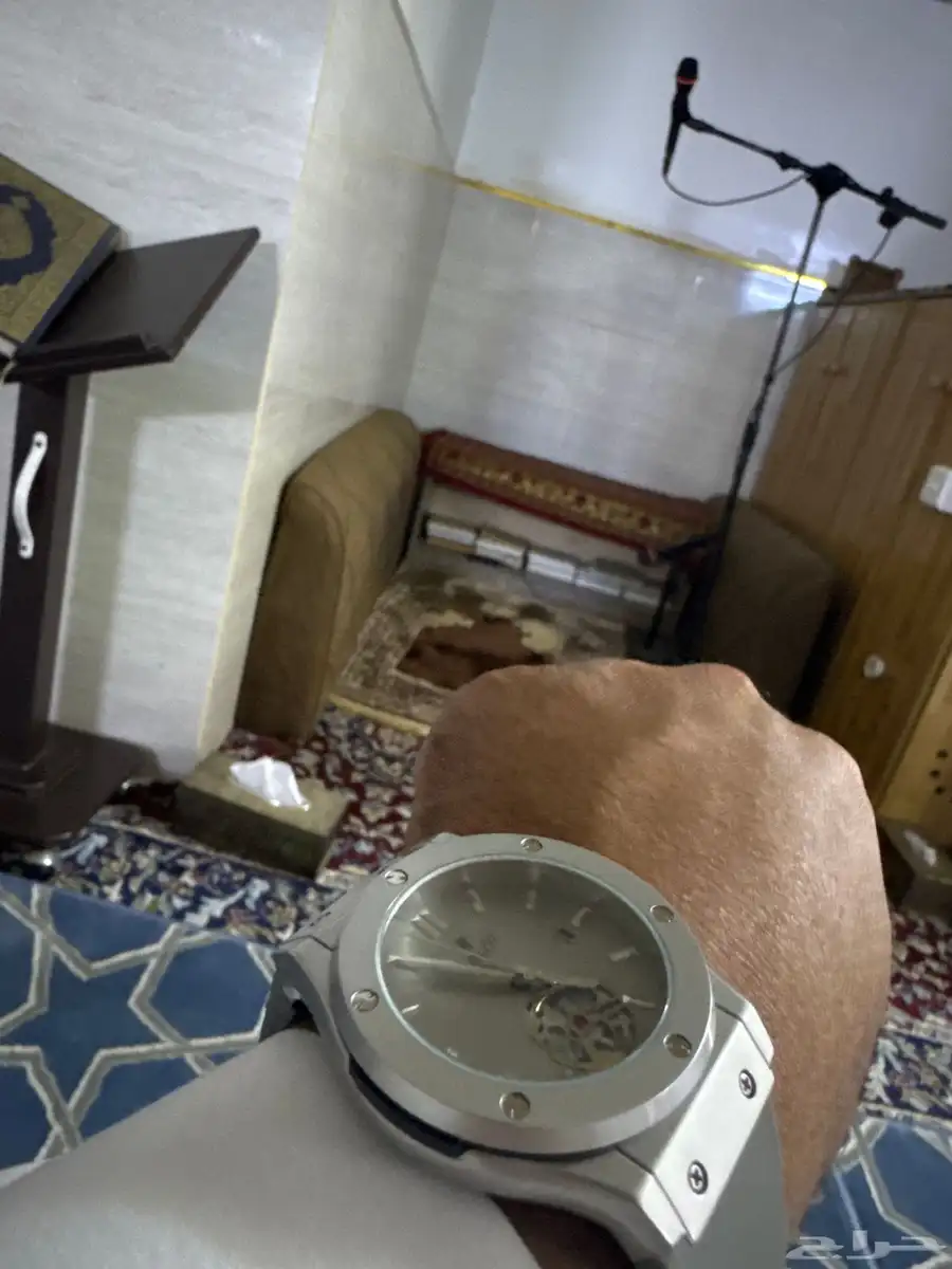 للبيع ساعه تقليد نوع HUBLOT 3