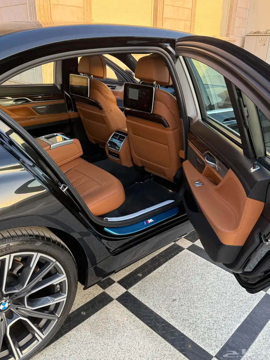 بي ام دبيلو 730 Li 25