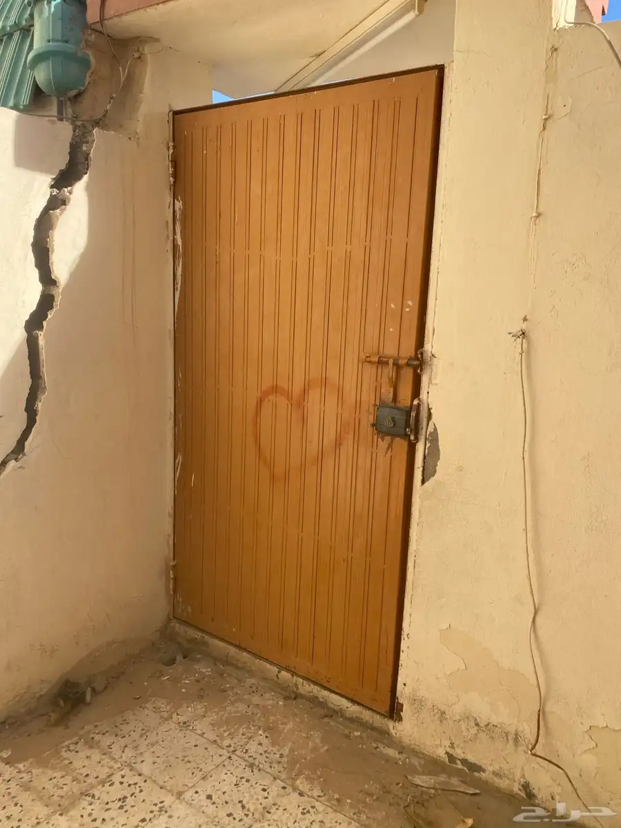 ابواب حديد وخشب والمنيو 4