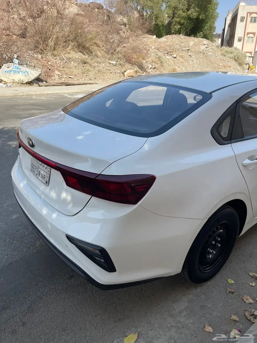 سيراتو 2019 شبه الجديده 8