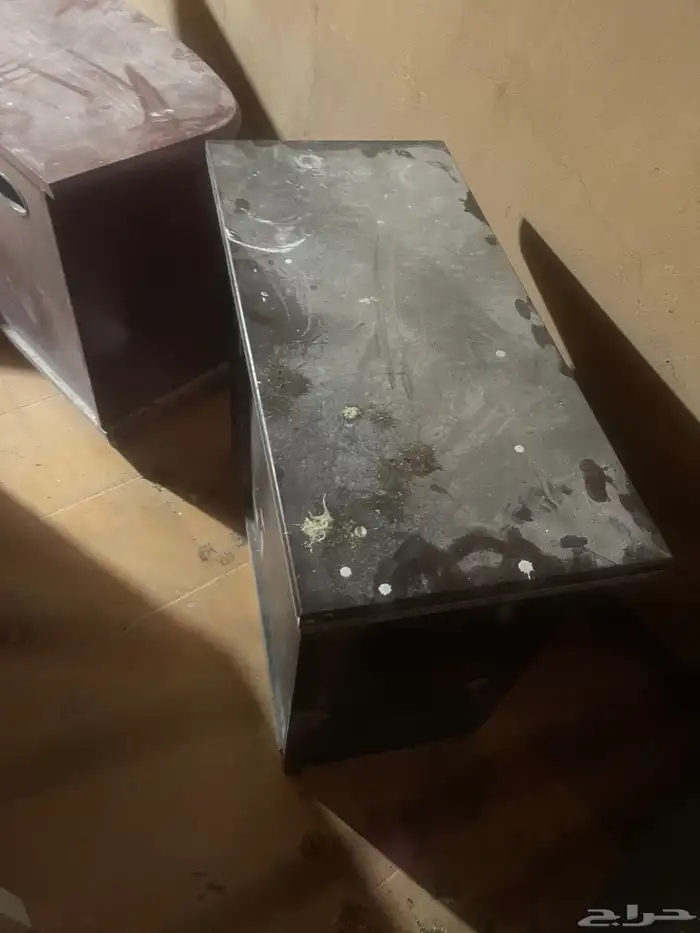 3 مكاتب وشوى مستعملين 1