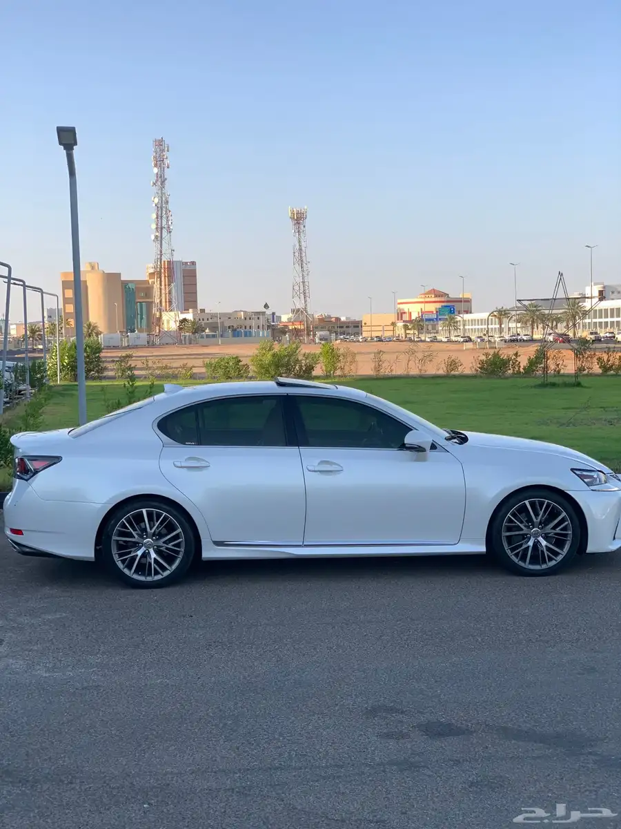 تم البيع - لكزس GS350 9