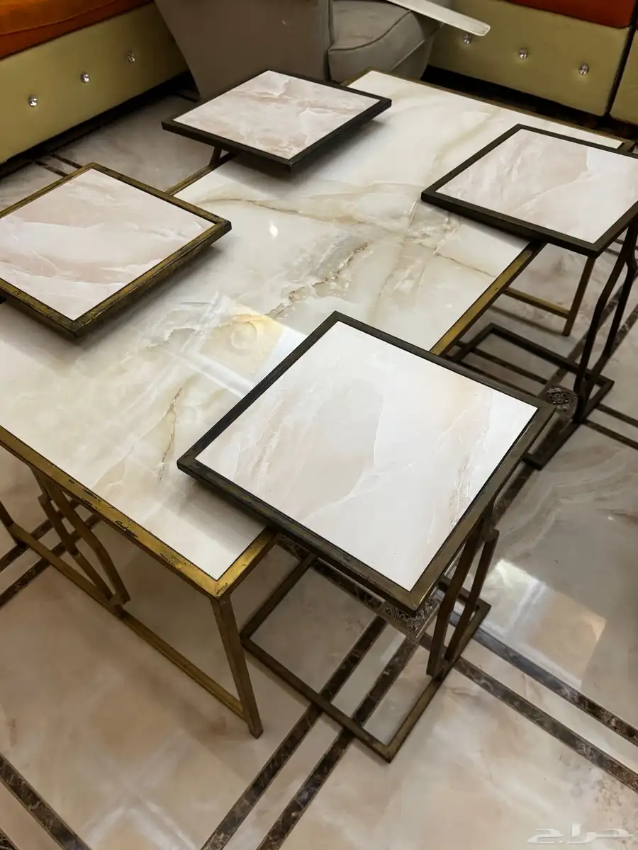 طاولة 2