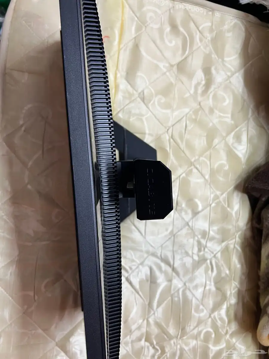 شاشة  GIGABYTE M27U - 27 1