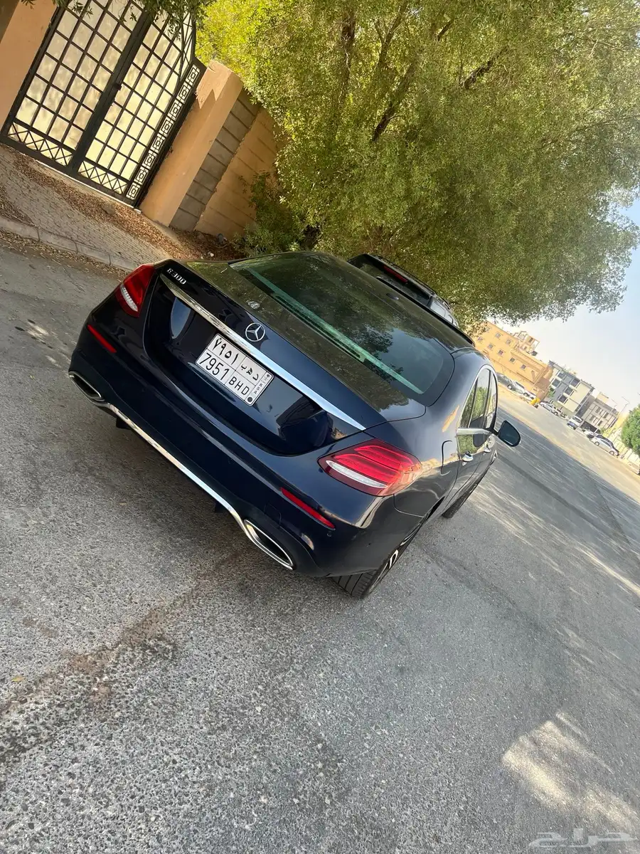 مرسيدس E300موديل 2017 دزاينو 5