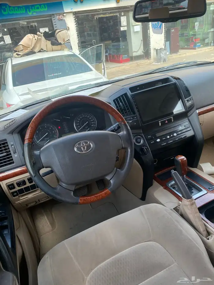 لاندكروزر2013فل كامل سعودي ماش550الف بدي وكاله رش رفرف فقط 2