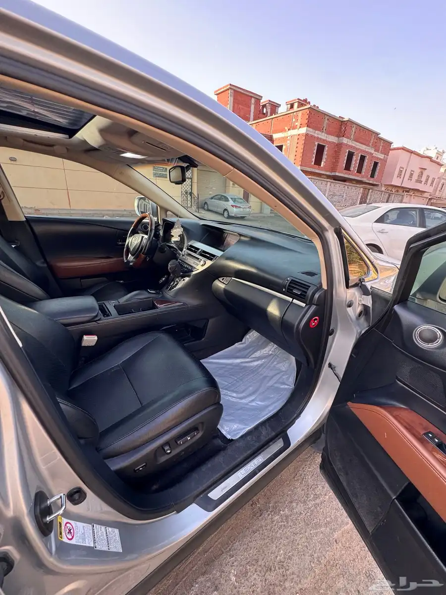 لكزس RX 350 موديل 2013 8