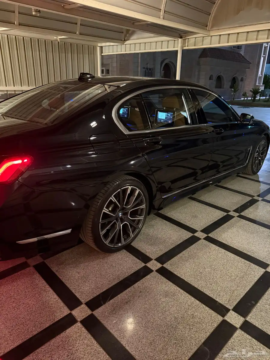 بي ام دبيلو 730 Li 14