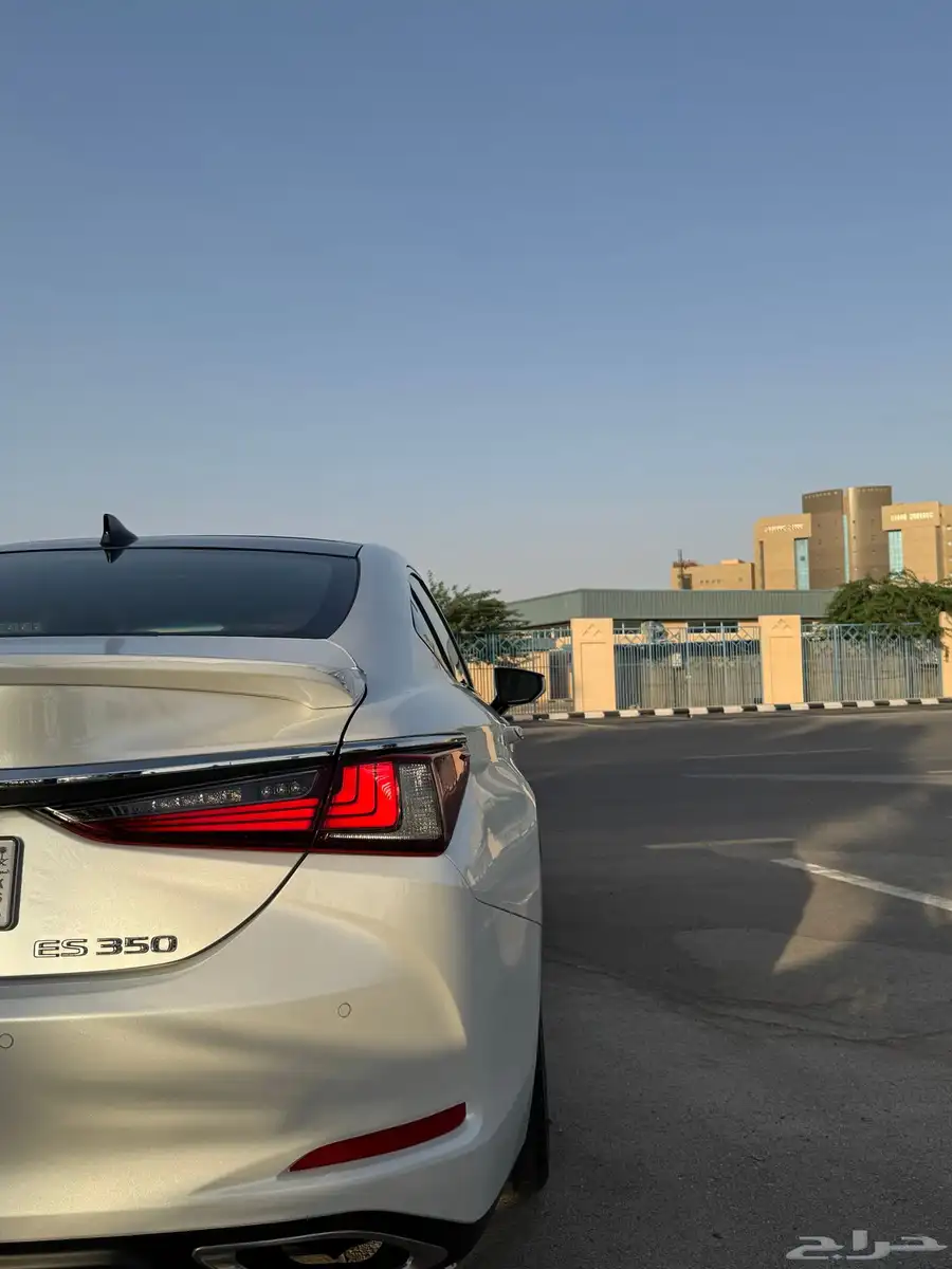 لكزس ES350 CC بريمي 2024 6