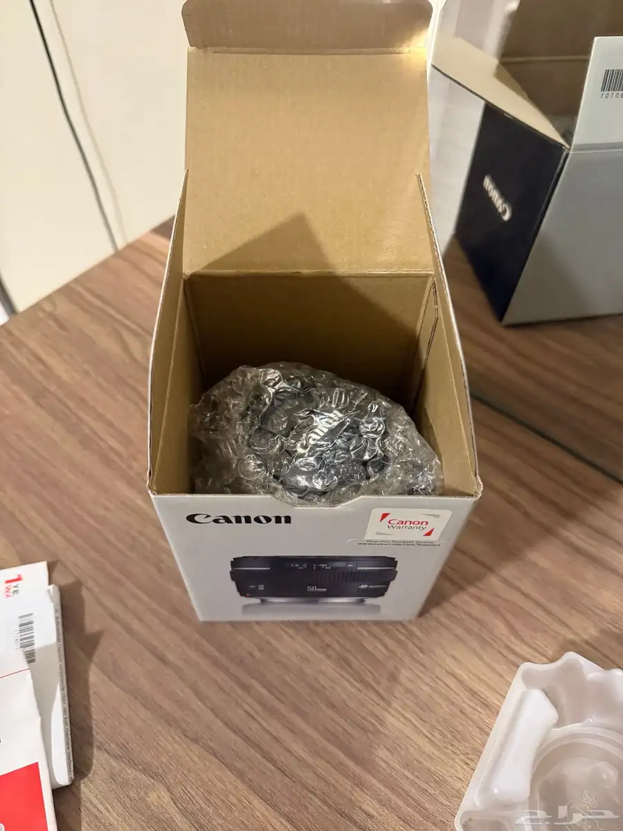 عدسة كانون 50mm 3