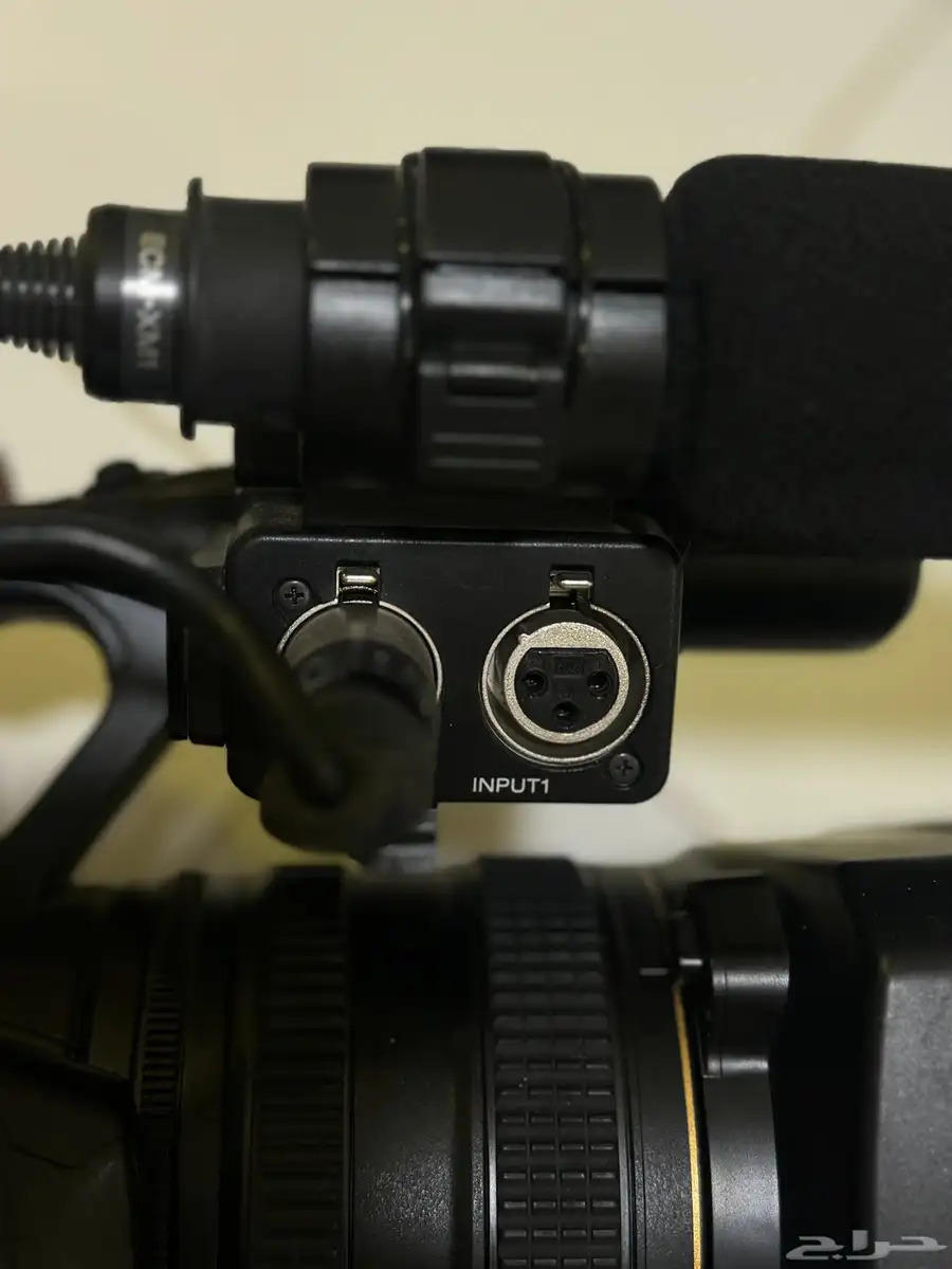 كاميرا سوني للبيع For sale SONY HVR-Z5E 6