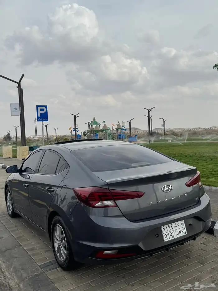 هيونداي افانتي 2020 5