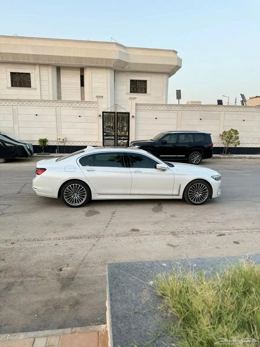 بي ام دبليو 2021 نظيفة جدا  .. 7