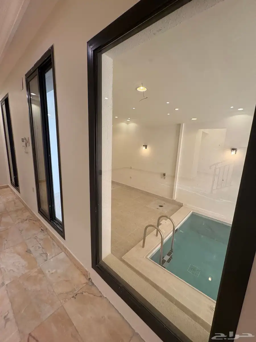 فله للإجار حي العليا مع مسبح Villa for rent w 16