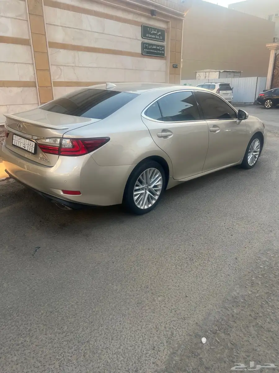 لكزس 2016 نضيفه جدا es 350 وكاله 3