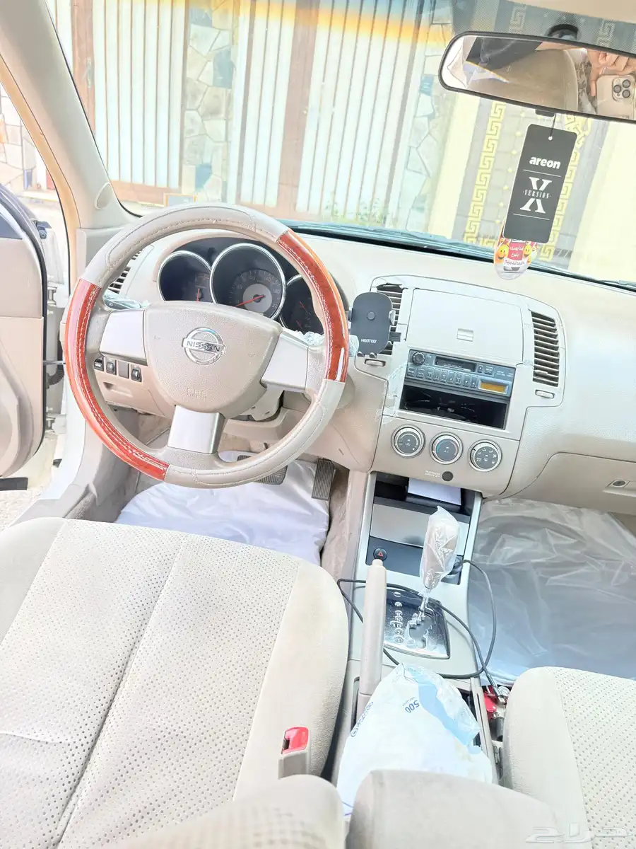 Nissan Altima 4