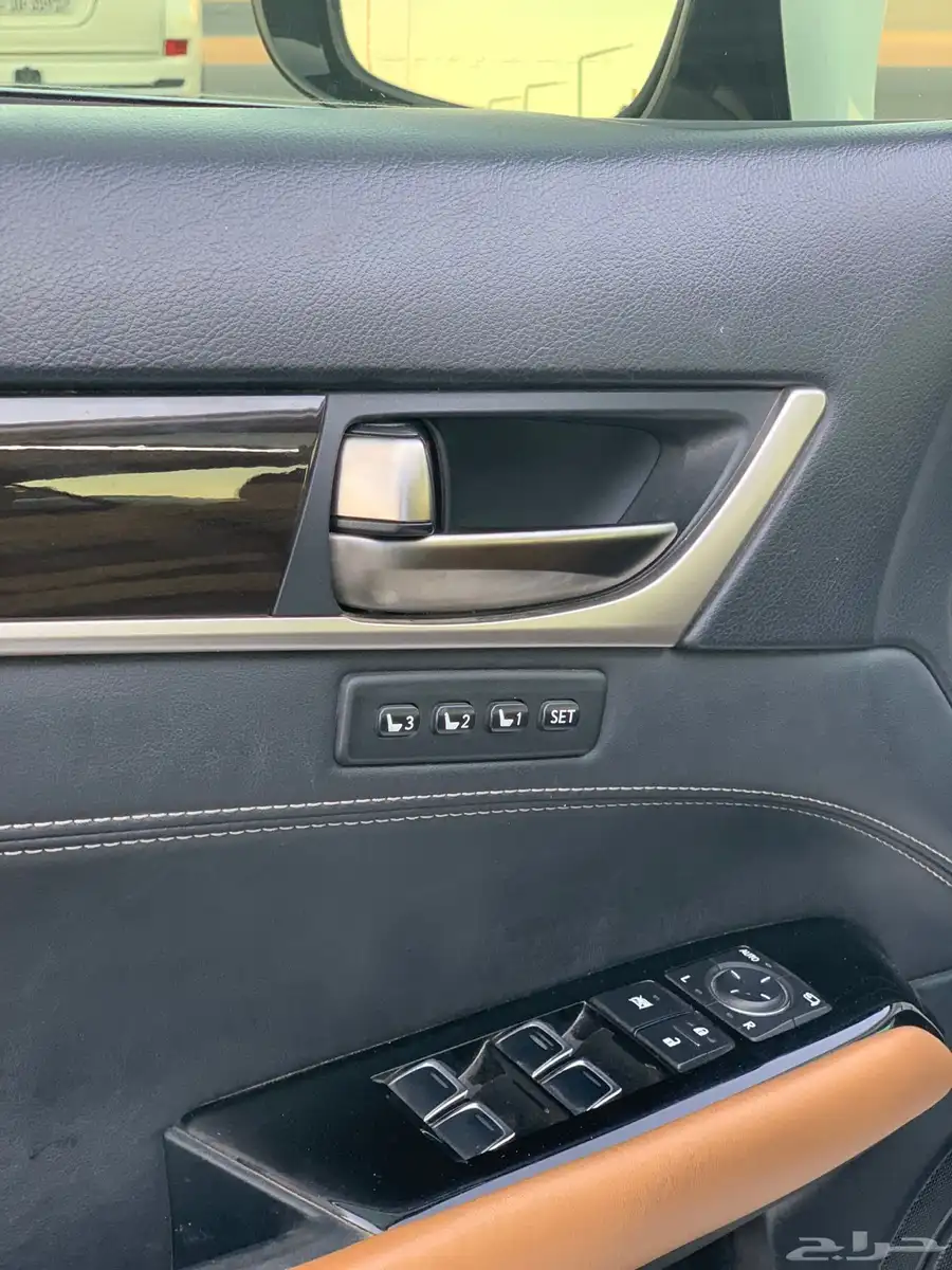 تم البيع - لكزس GS350 37