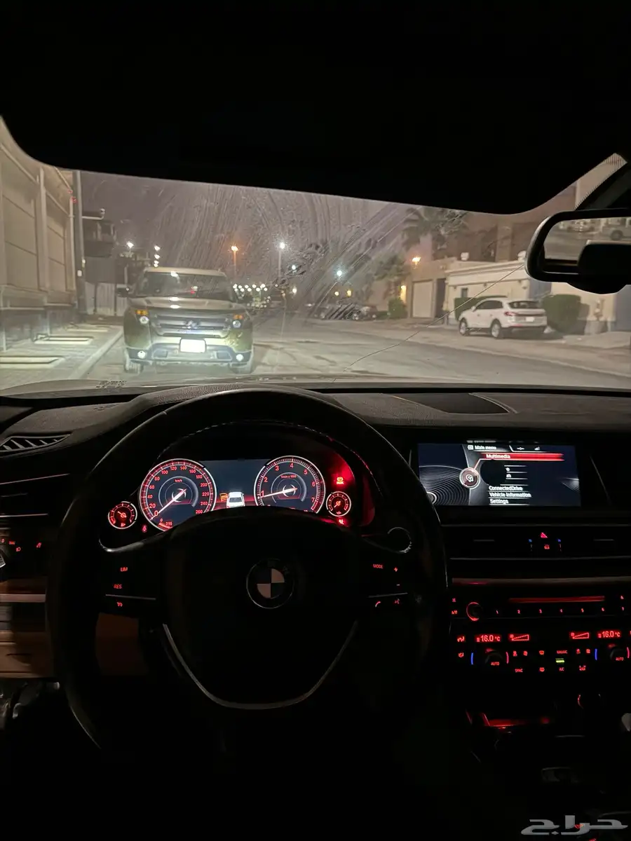 بس ام دبليو 730li موديل 2015 للبيع 10