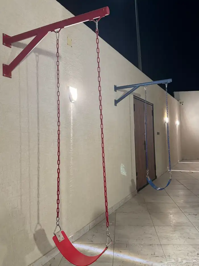 مرجيحه جدارية 0