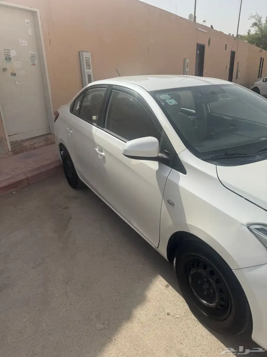 يارس 2015 E 2