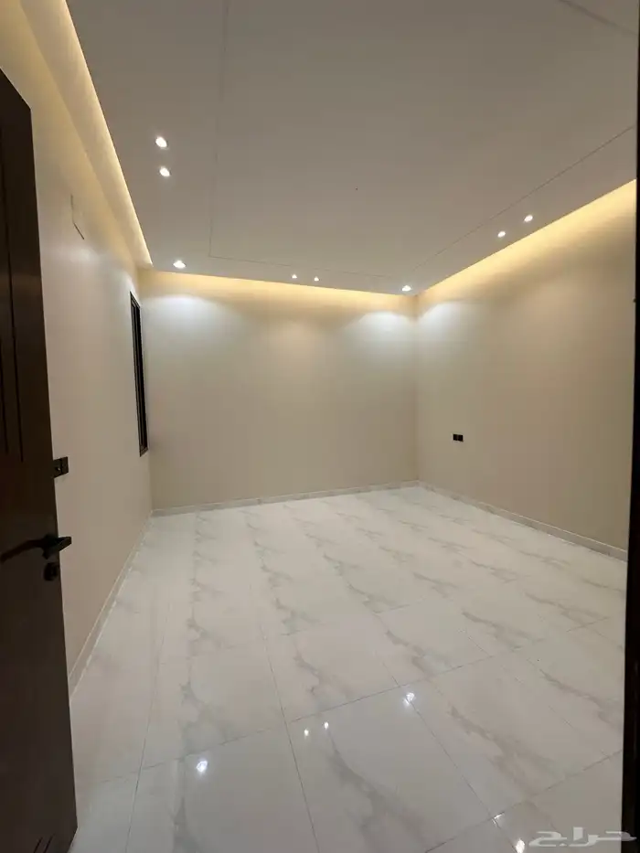 شقق تمليك ارضيه بمداخل مستقله وشقق علوي مع سطح المحاله ابها 2
