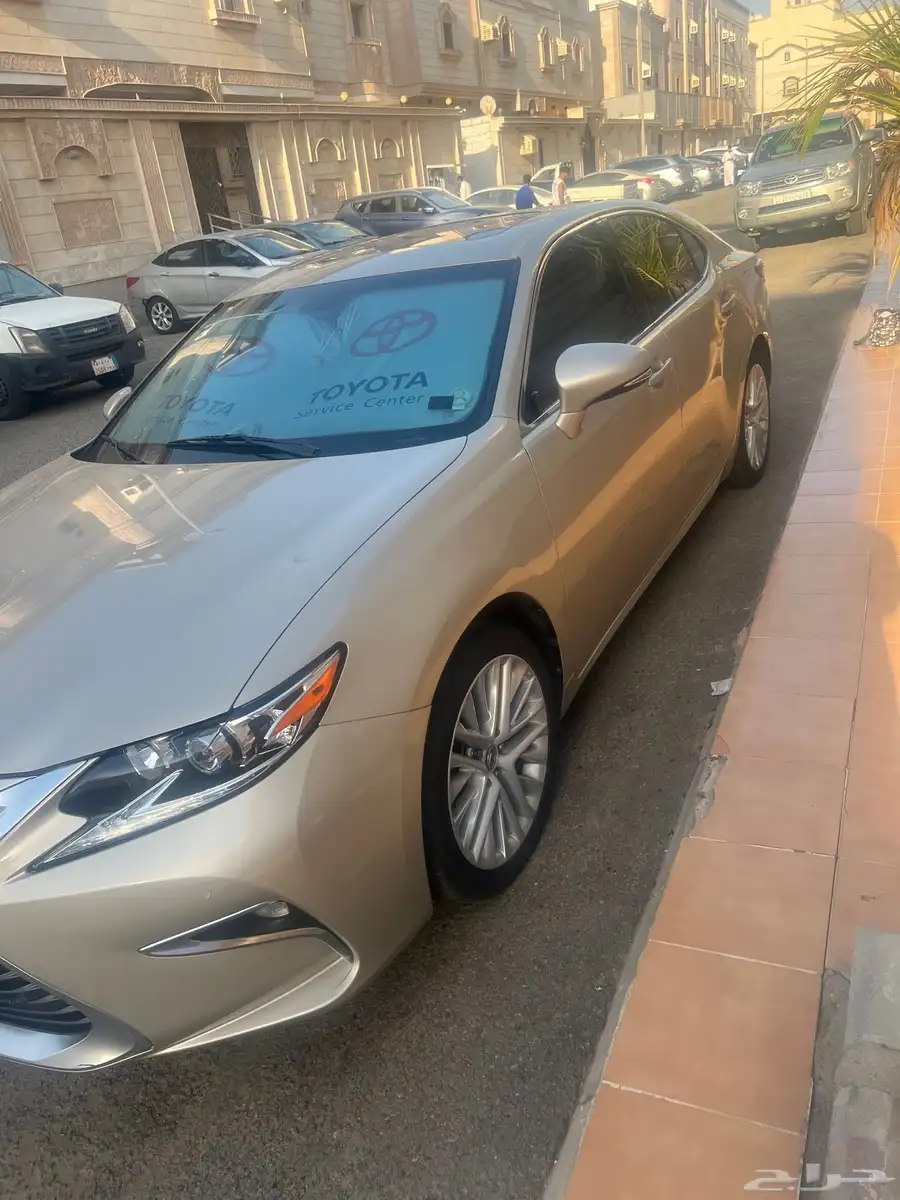 لكزس 2016 نضيفه جدا es 350 وكاله 6