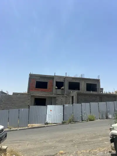 فيلا مميزه (بناء شخصي) بحي الهيام للبيع 12