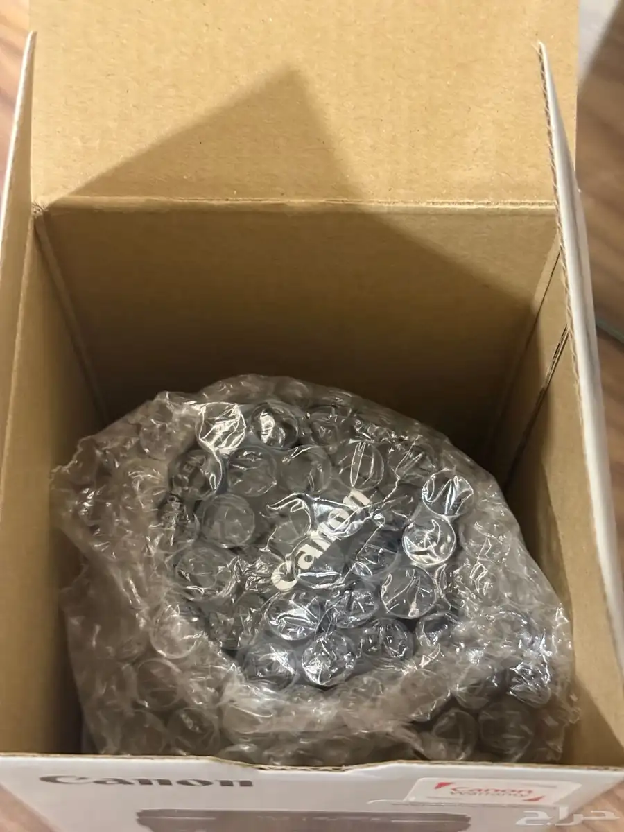 عدسة كانون 50mm 0