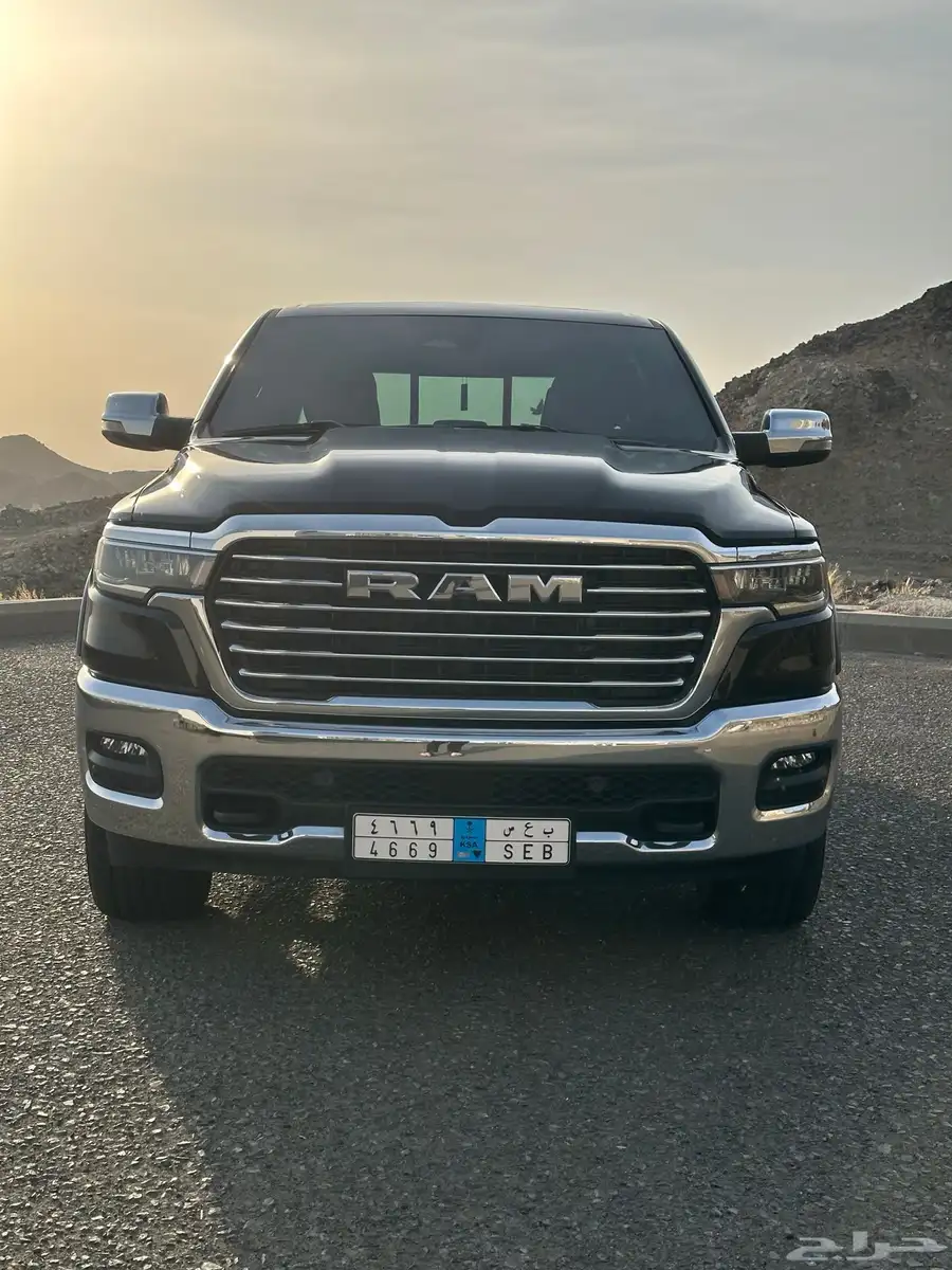 دودج رام لارامي 2025 5