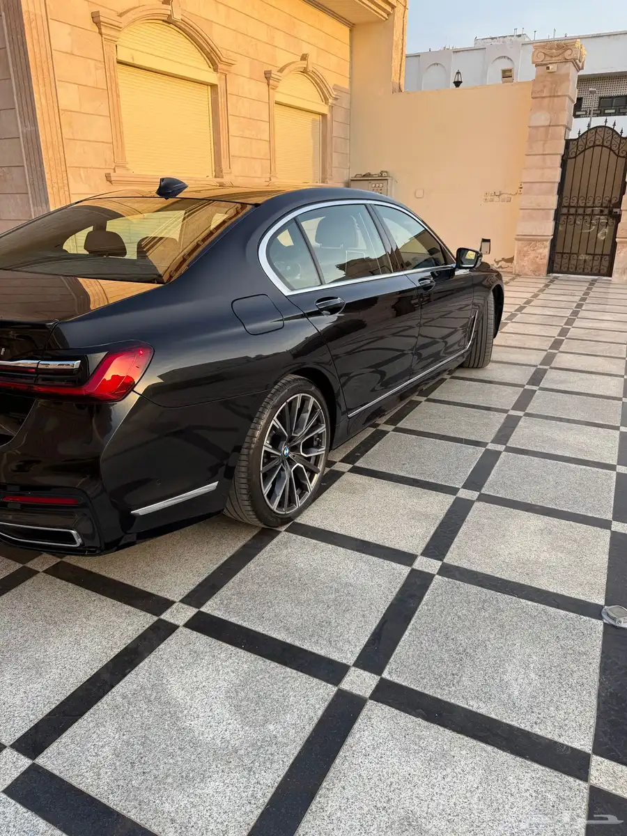 بي ام دبيلو 730 Li 19