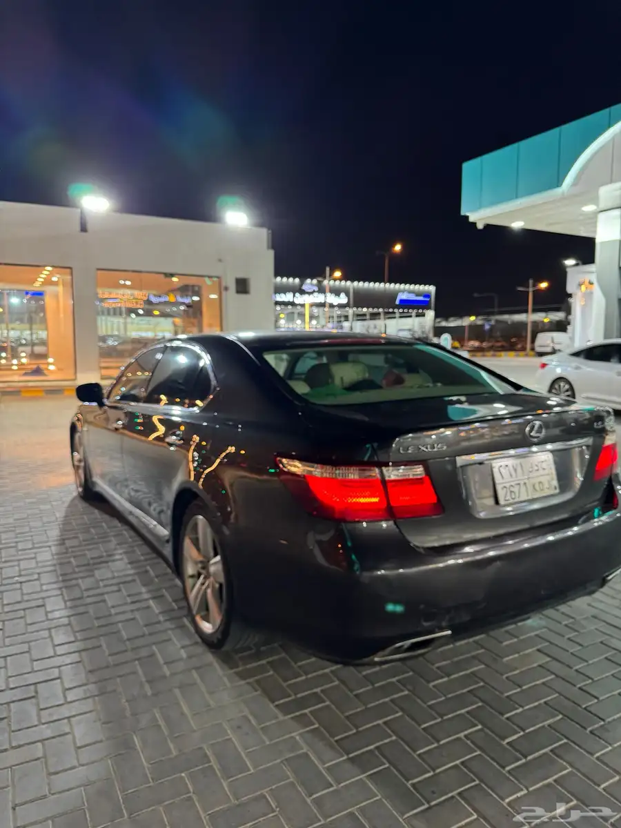لكزس LS460L 0