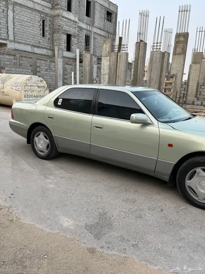 للبيع لكزس 400 LS 15