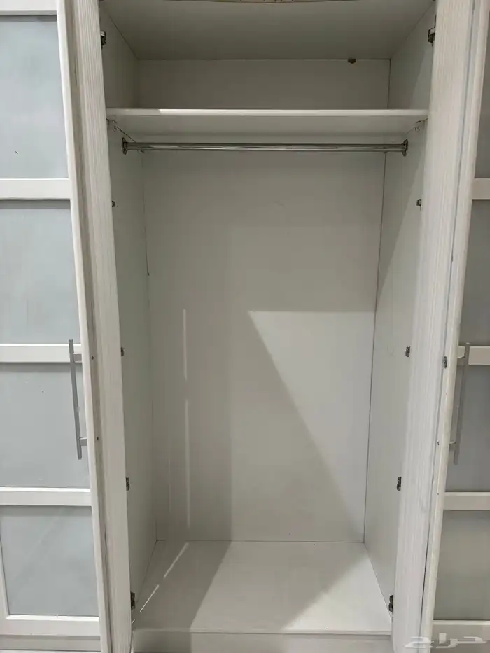 دولاب ملابس 1
