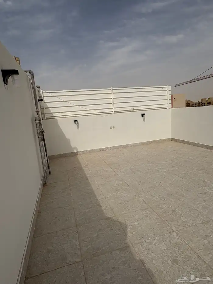 فله للإجار حي العليا مع مسبح Villa for rent w 160 29