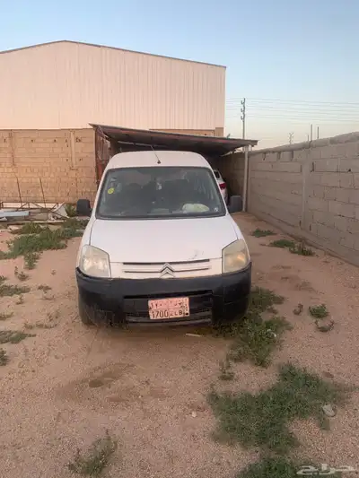 للبيع بيجو بارتنر 7 راكب موديل 2012 4