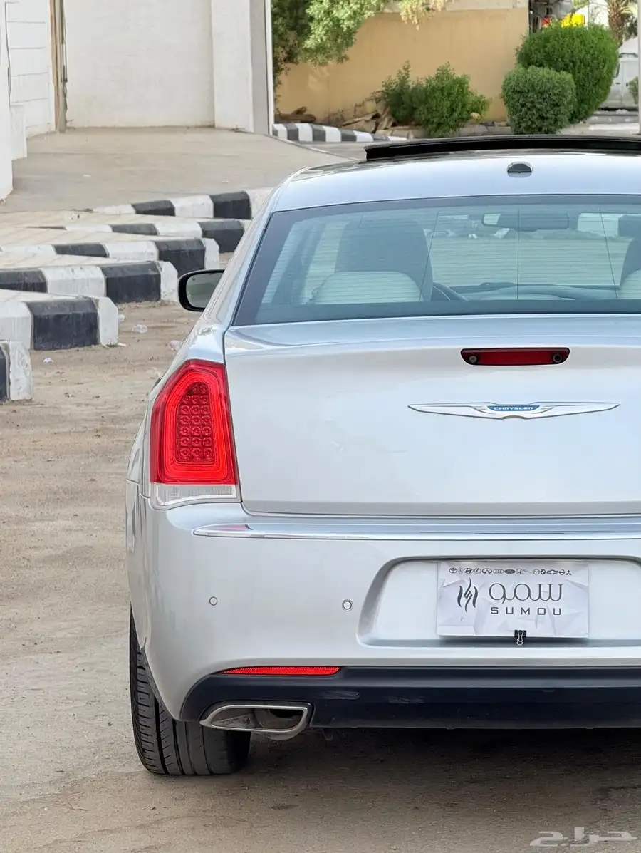 كرايزلر C300 2021 6