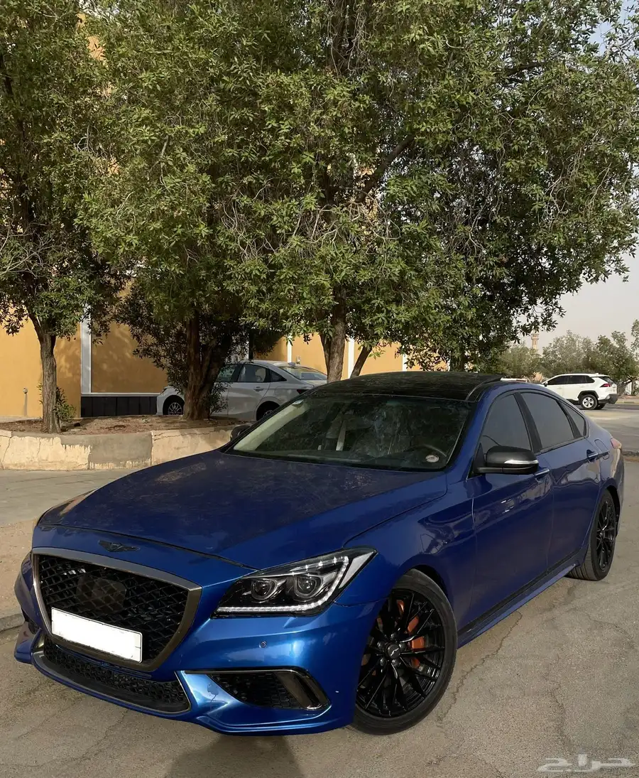 جينسس سبورت 2015 رويال 1