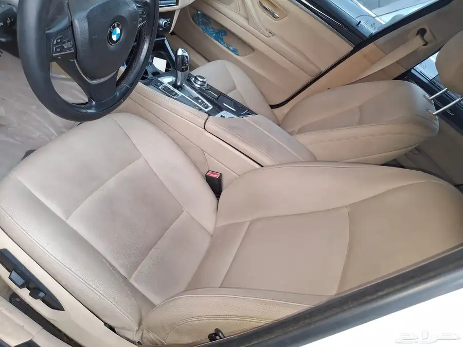 بي ام دبليو 520i 3