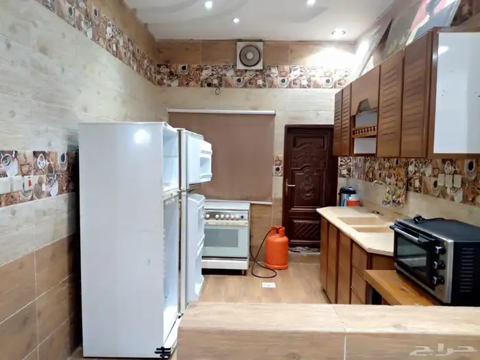 استراحة قسمين للبيع 12