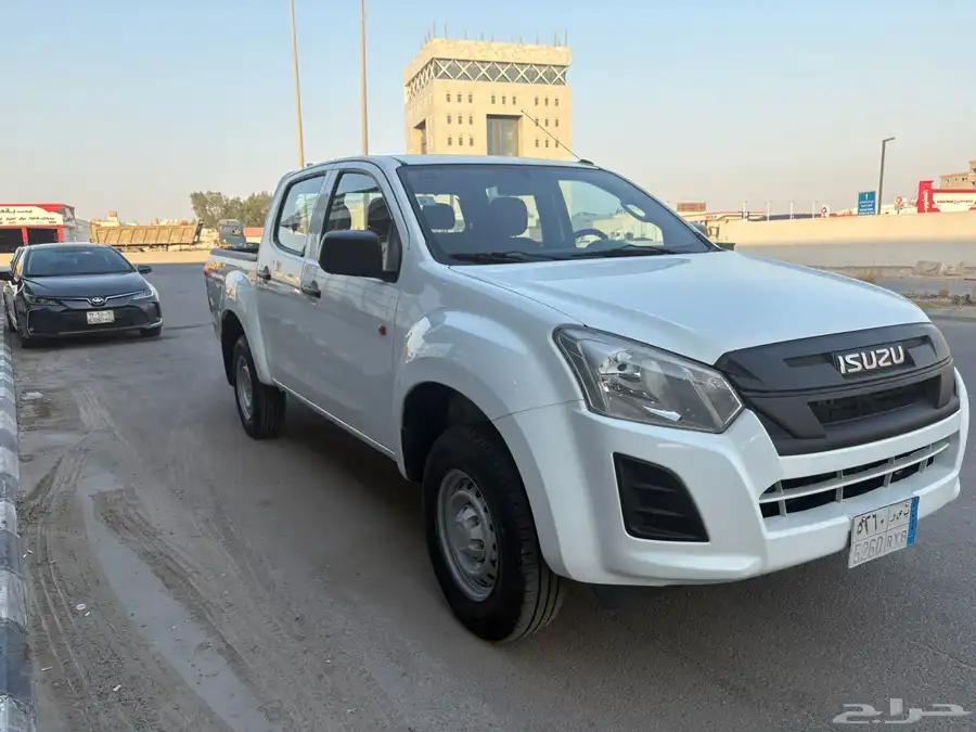 ايسوزو 2022 ديماكس دبل 4