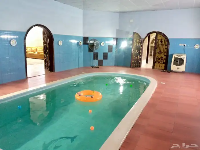 استراحة قسمين للبيع 8